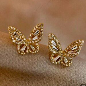 Elegant Gold Butterfly Earrings